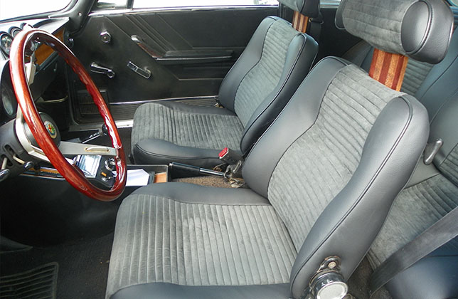 Alfa Romeo GTV 2000