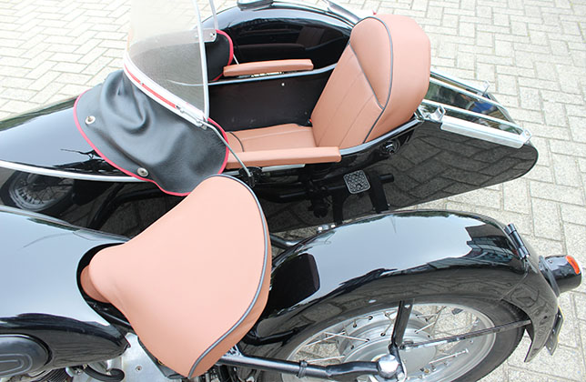 BMW R25 Side Car