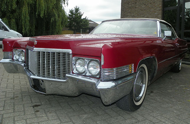 Cadillac DeVille