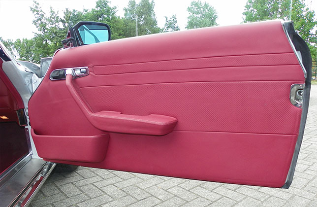 Mercedes SL W107