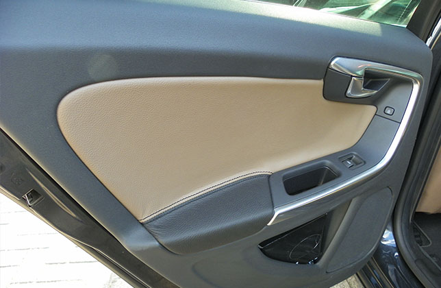 Volvo V60 R-Design