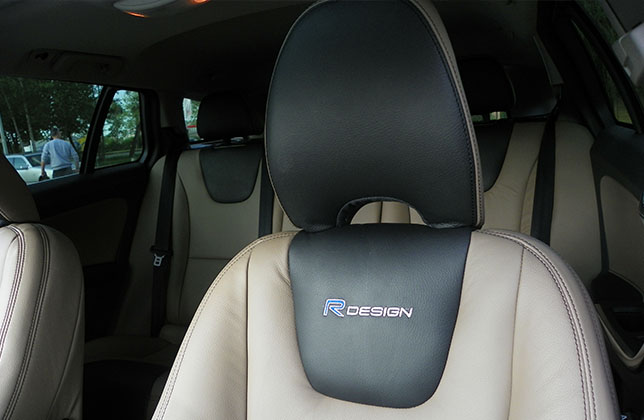 Volvo V60 R-Design